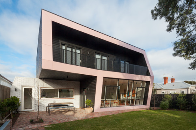 Benefits of Installing LED Handrails for Safety and Style