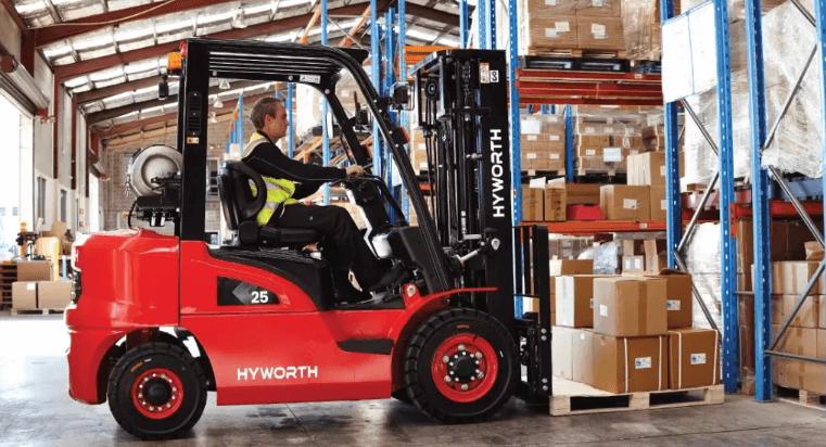 Long Term Forklift Hire: A Smart Solution for Growing Businesses