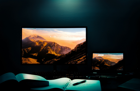 Desk accessories as workspace architecture